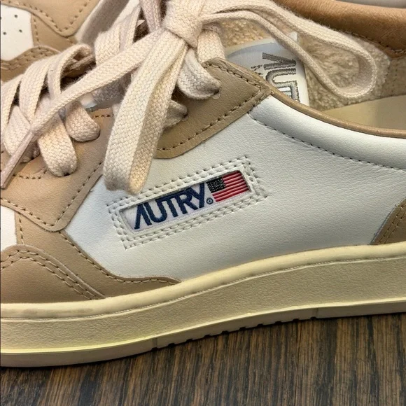 Autry medalist low Sneakers 38/7-7.5 - Picture 2 of 6